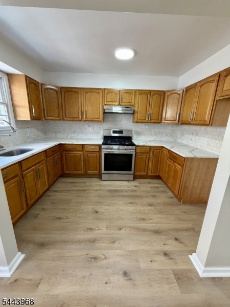 16 E Kinney Street Newark NJ 07102