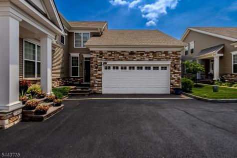 96 Van Cleef Drive Readington NJ 08889