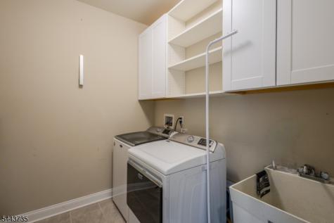 96 Van Cleef Drive Readington NJ 08889
