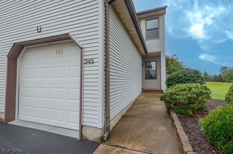 243 Spruce Court Raritan NJ 08822