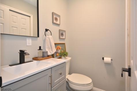 816 Spruce Hills Drive Glen Gardner NJ 08826