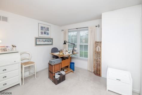 203 Hudson Court Independence NJ 07840