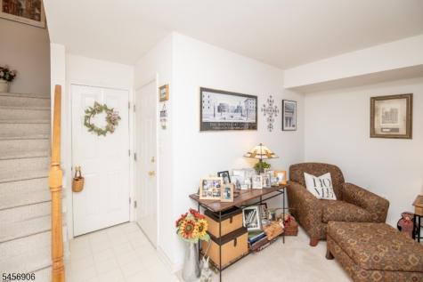 203 Hudson Court Independence NJ 07840