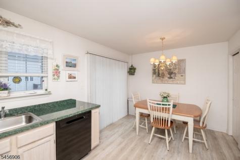203 Hudson Court Independence NJ 07840