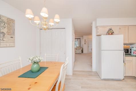 203 Hudson Court Independence NJ 07840