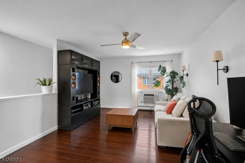 725 Joralemon Street Belleville NJ 07109