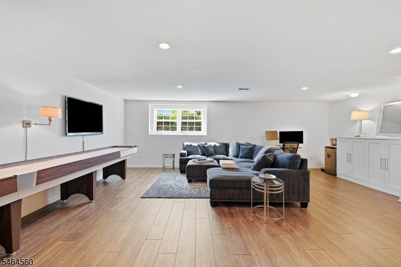 6 Lee Drive Morris NJ 07960