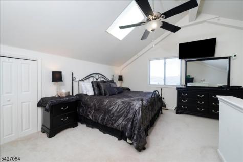 6 Falkenstein Dr Unit 8 Vernon NJ 07462