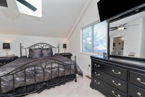 6 Falkenstein Dr Unit 8 Vernon NJ 07462