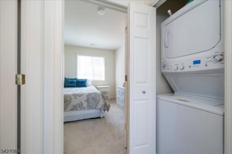 6 Falkenstein Dr Unit 8 Vernon NJ 07462