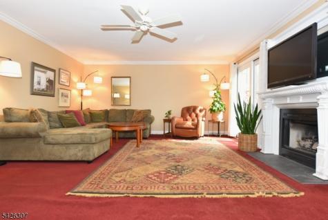 41 Litchult Lane Mahwah NJ 07430
