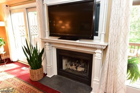 41 Litchult Lane Mahwah NJ 07430