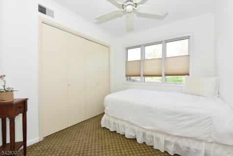 41 Litchult Lane Mahwah NJ 07430