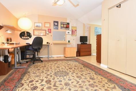 41 Litchult Lane Mahwah NJ 07430