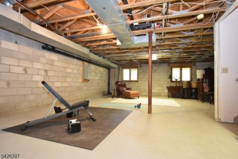 41 Litchult Lane Mahwah NJ 07430
