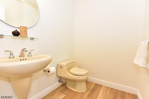 41 Litchult Lane Mahwah NJ 07430
