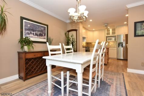 41 Litchult Lane Mahwah NJ 07430