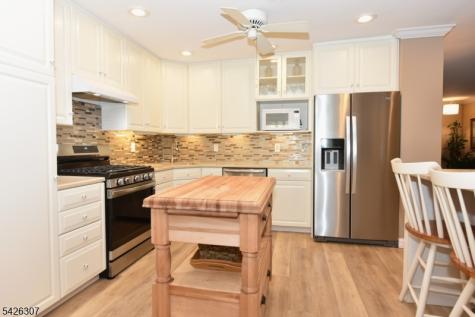 41 Litchult Lane Mahwah NJ 07430