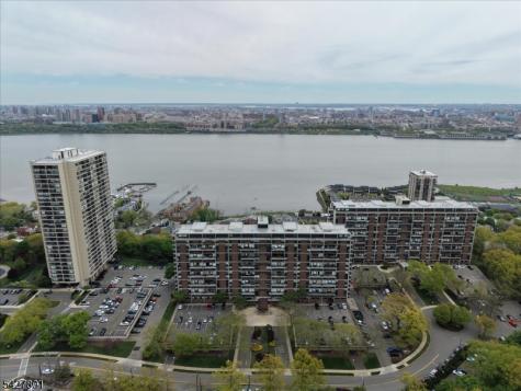 2 Horizon Road Fort Lee NJ 07024