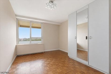 2 Horizon Road Fort Lee NJ 07024