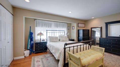 466 Brookside Lane Hillsborough NJ 08844
