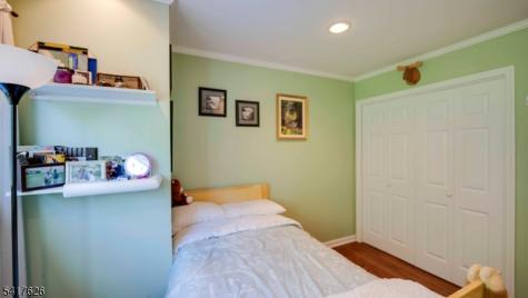 466 Brookside Lane Hillsborough NJ 08844