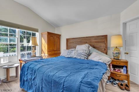 204 Merry Lane Hillsborough NJ 08844
