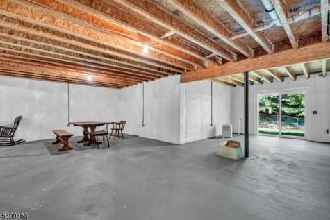 204 Merry Lane Hillsborough NJ 08844