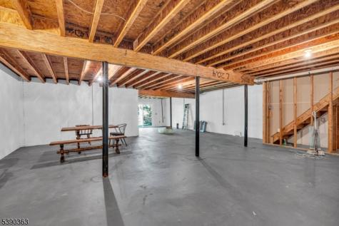 204 Merry Lane Hillsborough NJ 08844