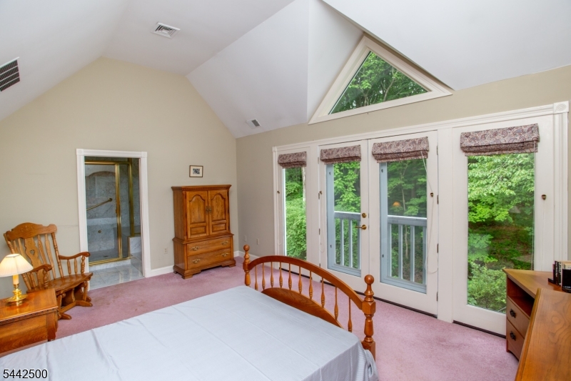 13 Rock Creek Woods Lambertville NJ 08530