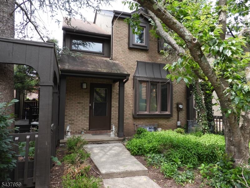 41 Riverbend Drive North Brunswick NJ 08902
