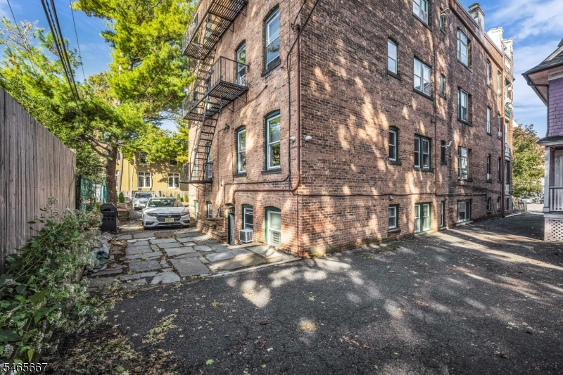 30 The Crescent Montclair NJ 07042