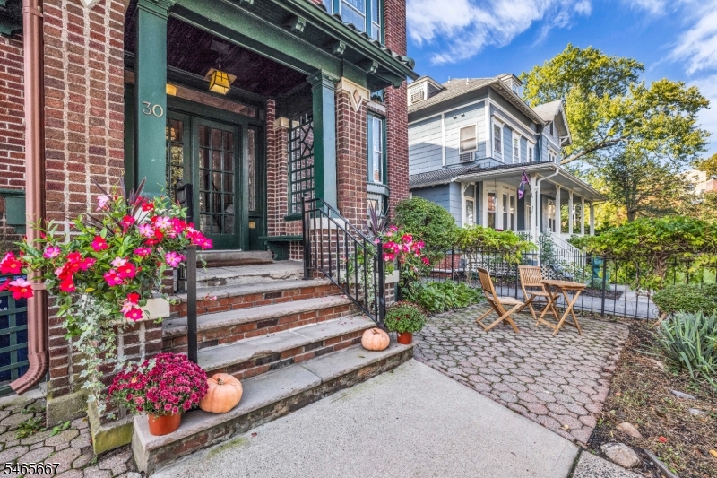 30 The Crescent Montclair NJ 07042