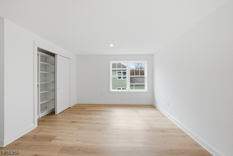 18 Remington Court Howell NJ 07727