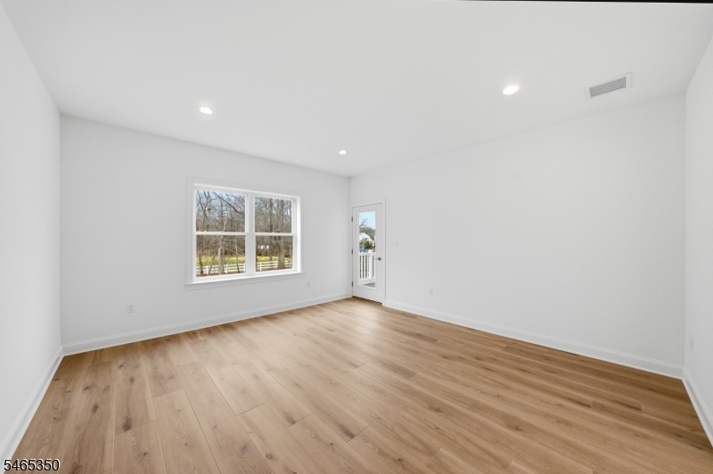 18 Remington Court Howell NJ 07727
