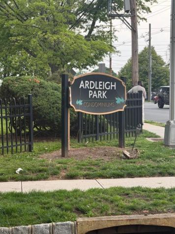 16 Carolyn Terrace Roselle NJ 07203