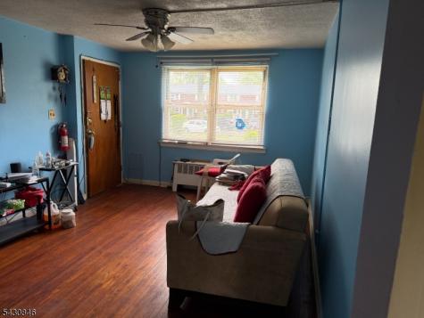 16 Carolyn Terrace Roselle NJ 07203