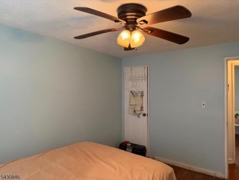16 Carolyn Terrace Roselle NJ 07203