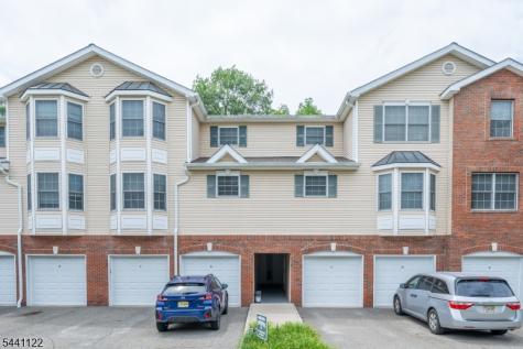 30 Federal Hill Road Pompton Lakes NJ 07442