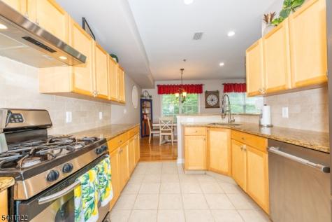 30 Federal Hill Road Pompton Lakes NJ 07442