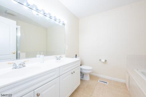 30 Federal Hill Road Pompton Lakes NJ 07442