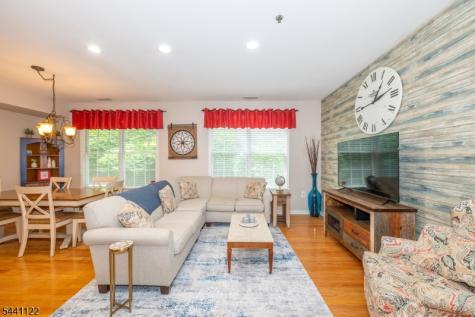 30 Federal Hill Road Pompton Lakes NJ 07442