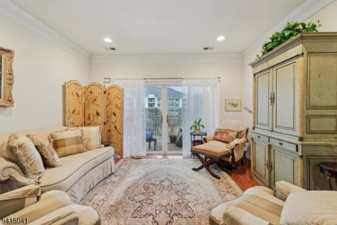 5203 Warrens Way Wanaque NJ 07465