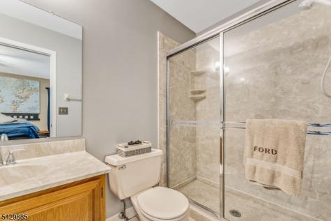 7 Esther Court Lebanon NJ 08833