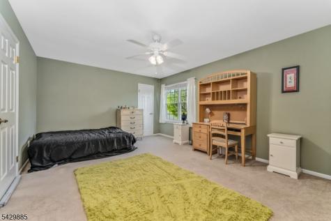 7 Esther Court Lebanon NJ 08833