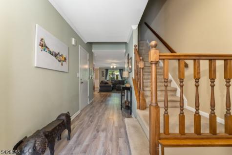 7 Esther Court Lebanon NJ 08833