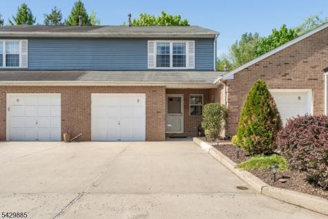 7 Esther Court Lebanon NJ 08833