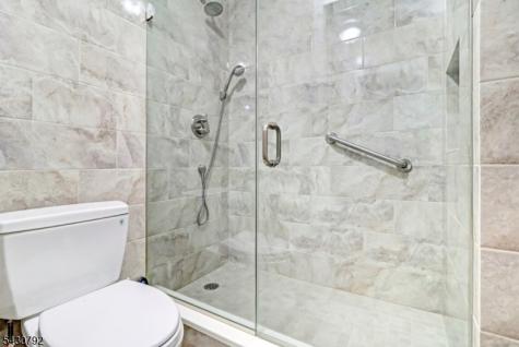 2 Claridge Drive 3lw Verona NJ 07044