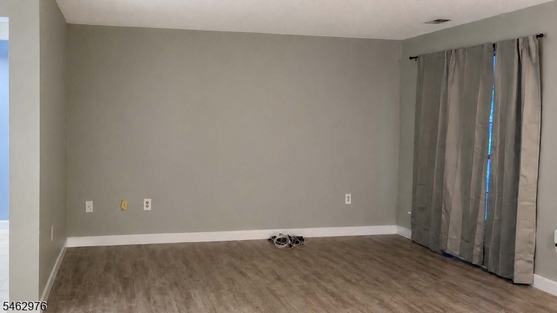 216 Sapphire Lane Franklin NJ 08823