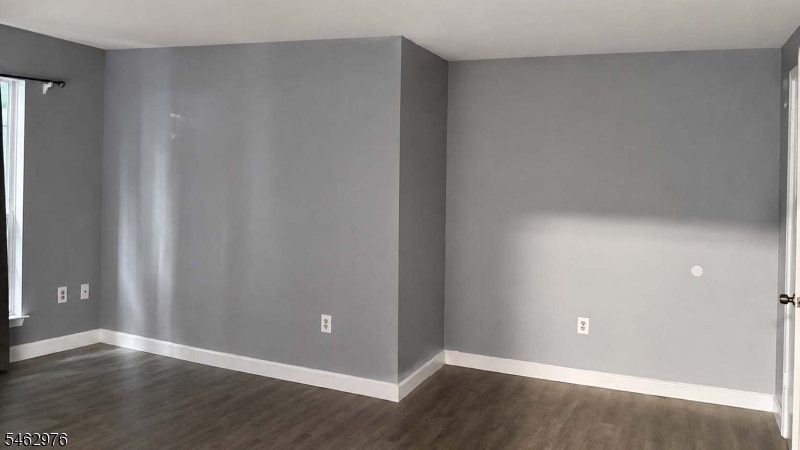 216 Sapphire Lane Franklin NJ 08823